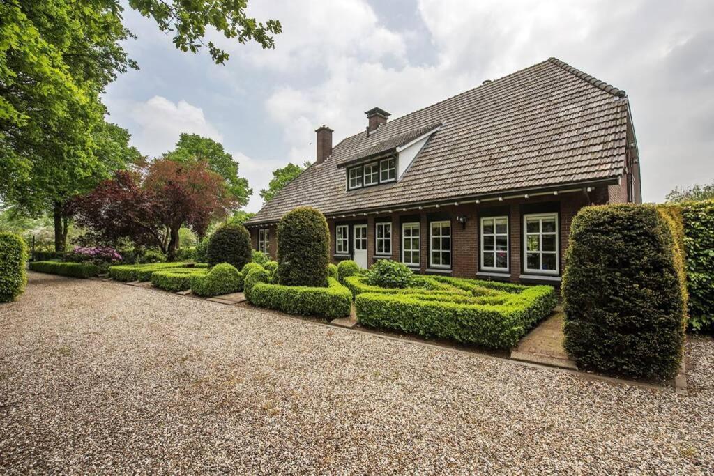 Karibu Het Voorhuis 2 Tot 6 Persoons Luxe Slaapkamers Met Een Mooie Woonkeuken Daarle Exterior foto