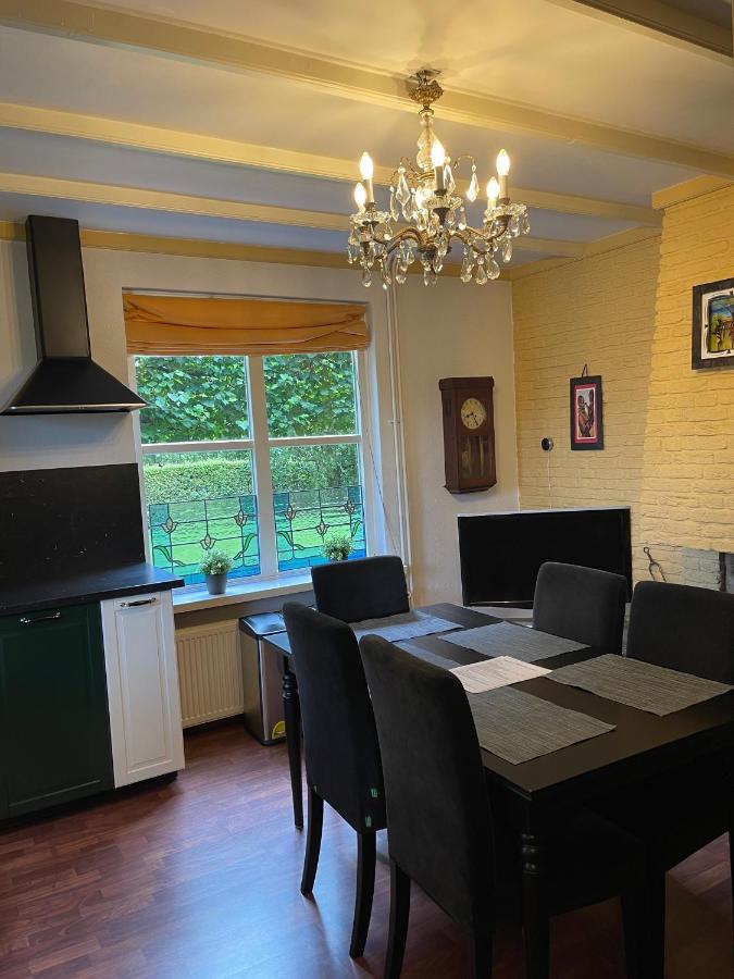 Karibu Het Voorhuis 2 Tot 6 Persoons Luxe Slaapkamers Met Een Mooie Woonkeuken Daarle Exterior foto