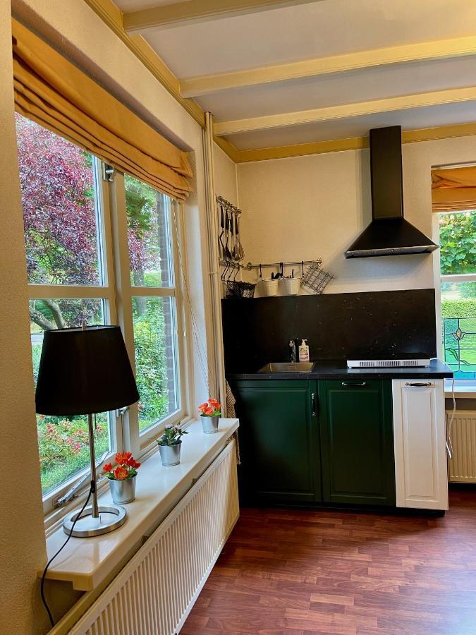 Karibu Het Voorhuis 2 Tot 6 Persoons Luxe Slaapkamers Met Een Mooie Woonkeuken Daarle Exterior foto