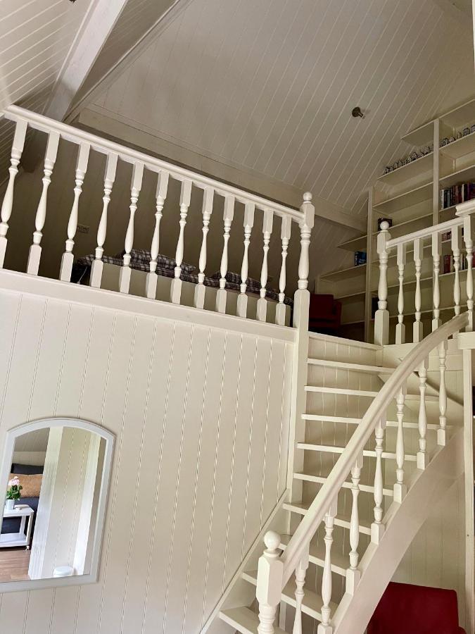 Karibu Het Voorhuis 2 Tot 6 Persoons Luxe Slaapkamers Met Een Mooie Woonkeuken Daarle Exterior foto