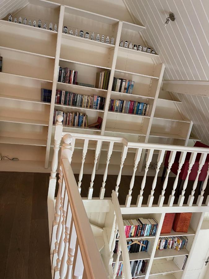 Karibu Het Voorhuis 2 Tot 6 Persoons Luxe Slaapkamers Met Een Mooie Woonkeuken Daarle Exterior foto